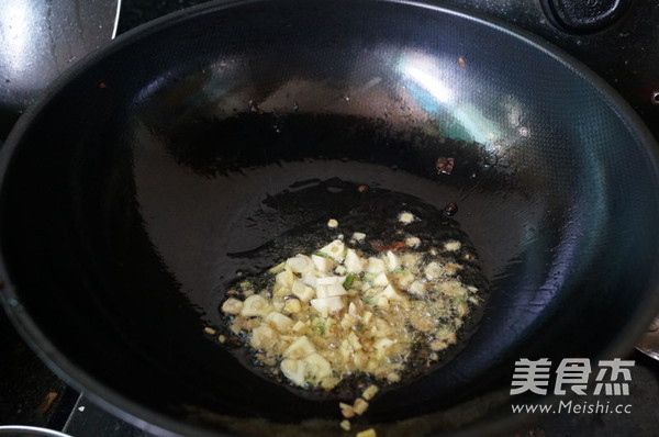 飘香卤肉饭怎么吃