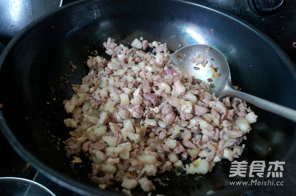 飘香卤肉饭怎么做