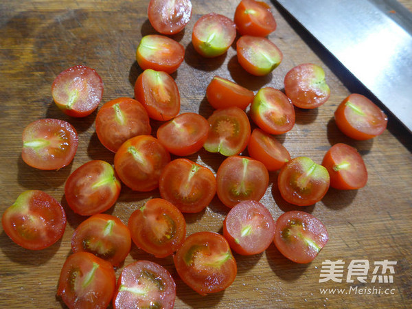 圣女果炒鸡蛋的简单做法