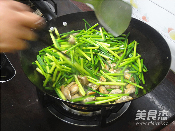 韭菜苔炒蚌肉怎么吃