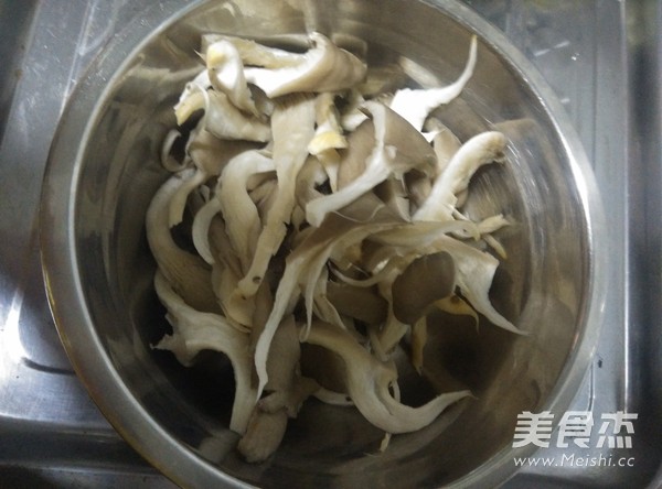 豆腐炒苹菇的做法图解