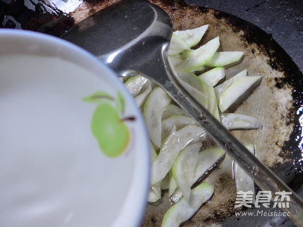 肚丝炒夜开花的家常做法