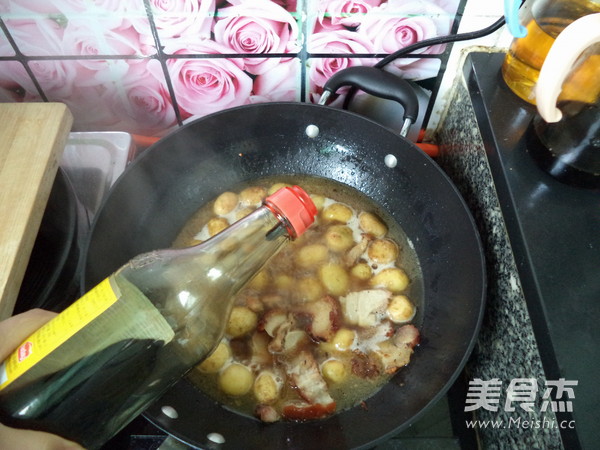 烧肉焖小土豆怎样做