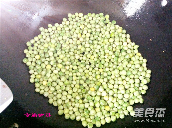 鲫鱼豌豆咸菜煲怎么炖