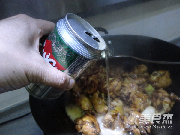 啤酒炖鸡块怎么做