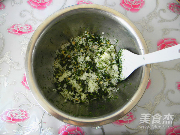 茴香鸡蛋米饭饼的家常做法