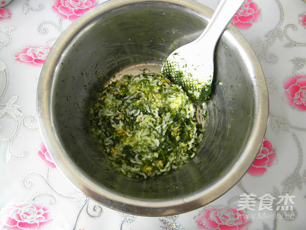 茴香鸡蛋米饭饼怎么吃