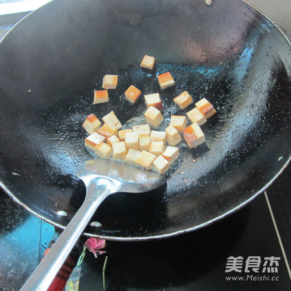 黄豆豆腐丁怎么吃