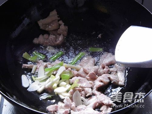 龙须菜炒肉片怎么炒