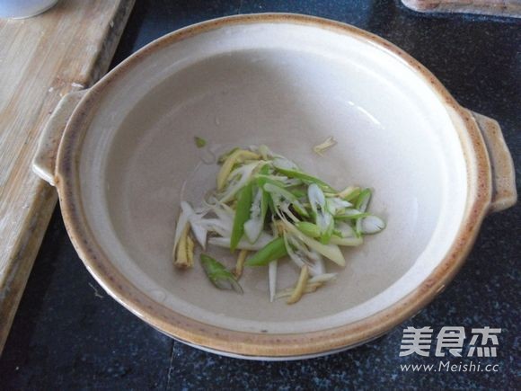 鱼丸酸菜煲怎么煮