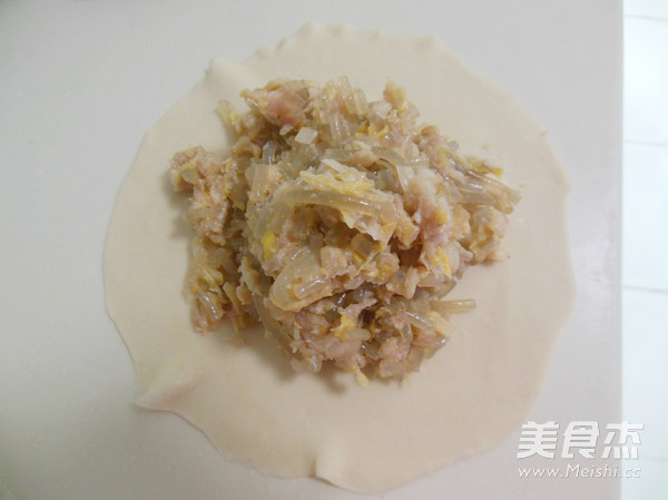 猪肉酸菜饺子这样吃才够味怎么煸