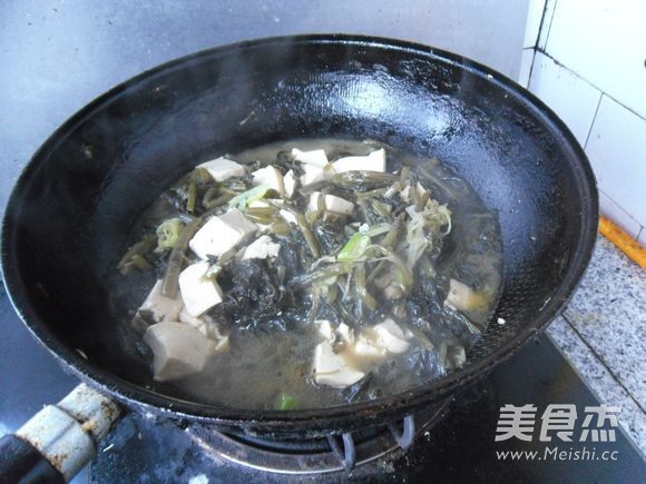 雪里蕻炖豆腐怎么煸