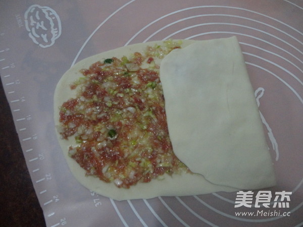 多层肉饼怎么吃