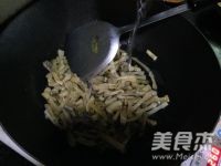 剁椒炒刀豆干的家常做法