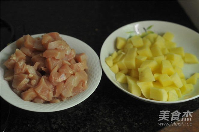 土豆烧鸡胸肉的做法大全