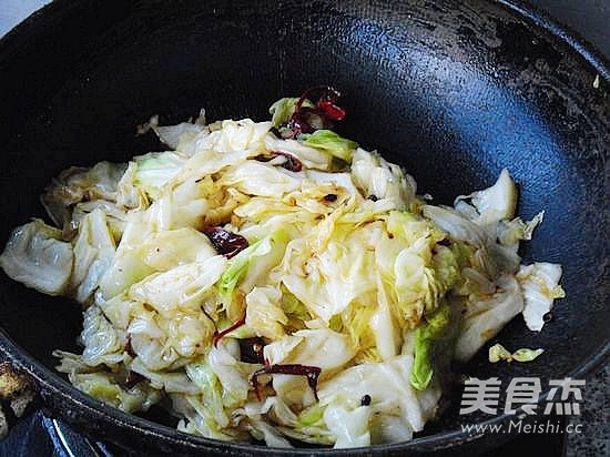 麻辣圆白菜怎么煮