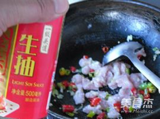 彩椒酸扁豆怎么吃