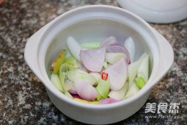 菌菇鸡煲怎么煮