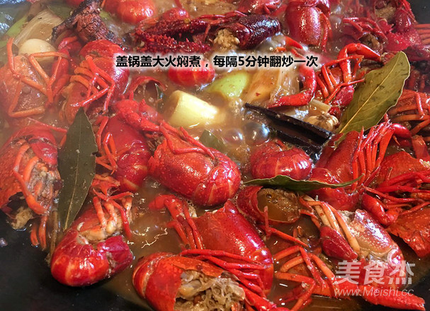 非传统油焖大虾怎样煸