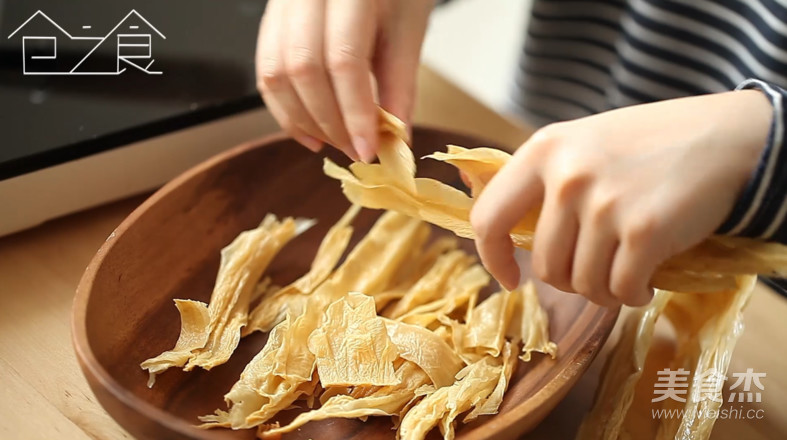 适合小朋友吃的快手简单腐竹料理怎么煮