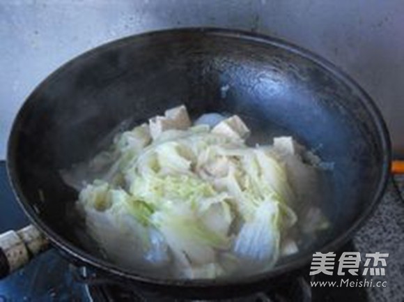 白菜炖冻豆腐怎么炖