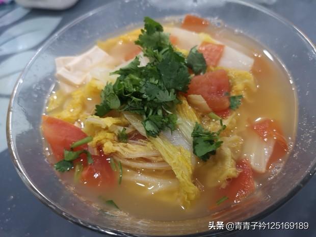 白菜豆腐汤怎么做好喝,鱼、豆腐和白菜怎么做成汤？