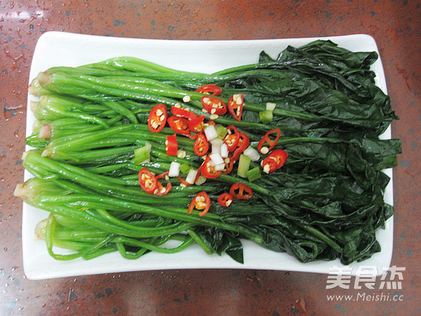 油淋菠菜怎么炒