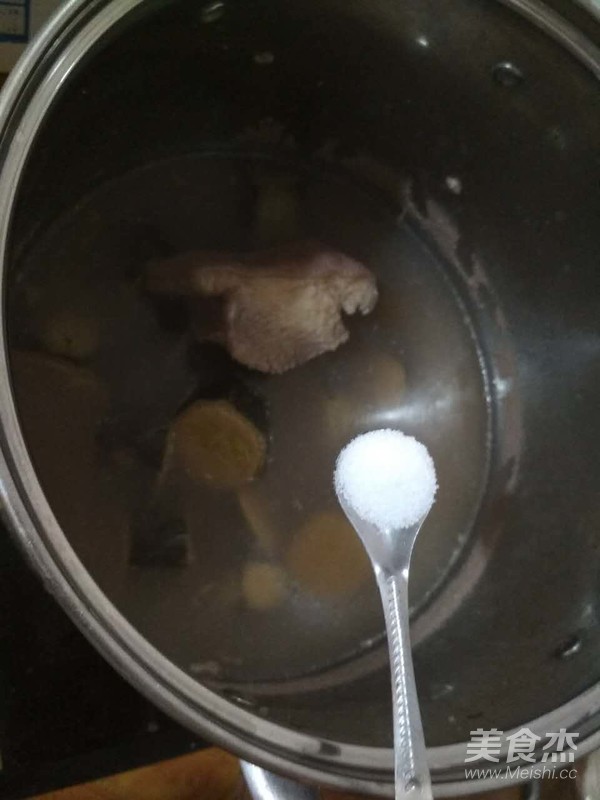 生大蕉猪肉汤怎么煮