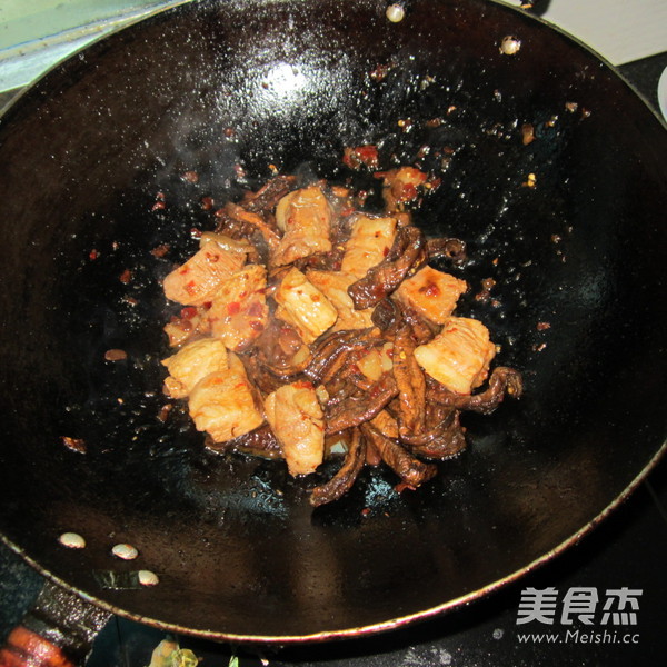 咸茄子烧肉怎样煸