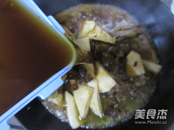 香菇豆干烧野鸭怎样做