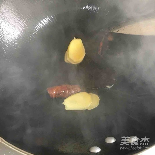 排骨烧豆结怎么吃