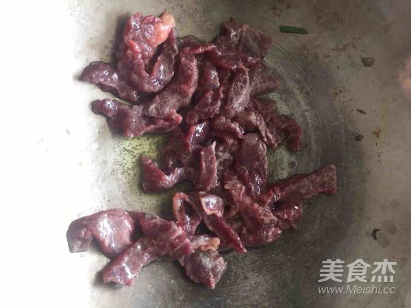 炒牛肉粉怎么吃