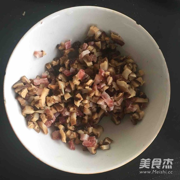 香肠香菇肉烧卖的做法图解