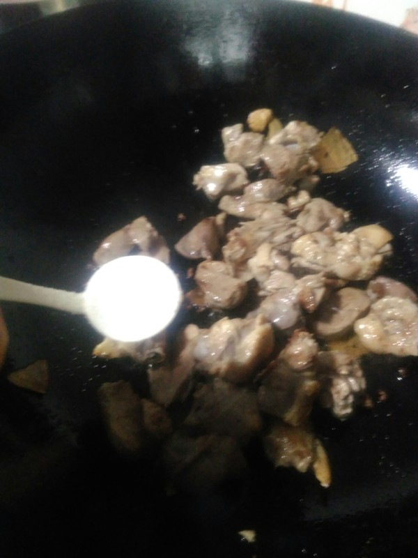 啤酒烧鸭肉怎么炖