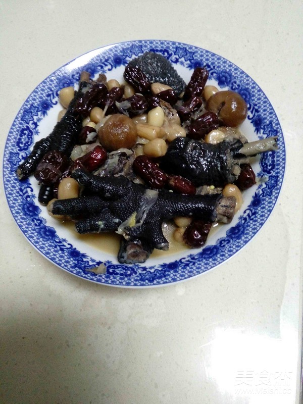 红枣桂圆花生仁乌鸡汤的制作大全