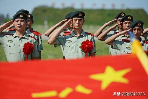 军人和兵的区别,武警，警察，军队有什么区别？