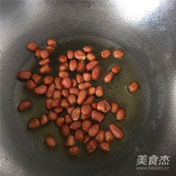 美味酱爆鸡丁怎么炒