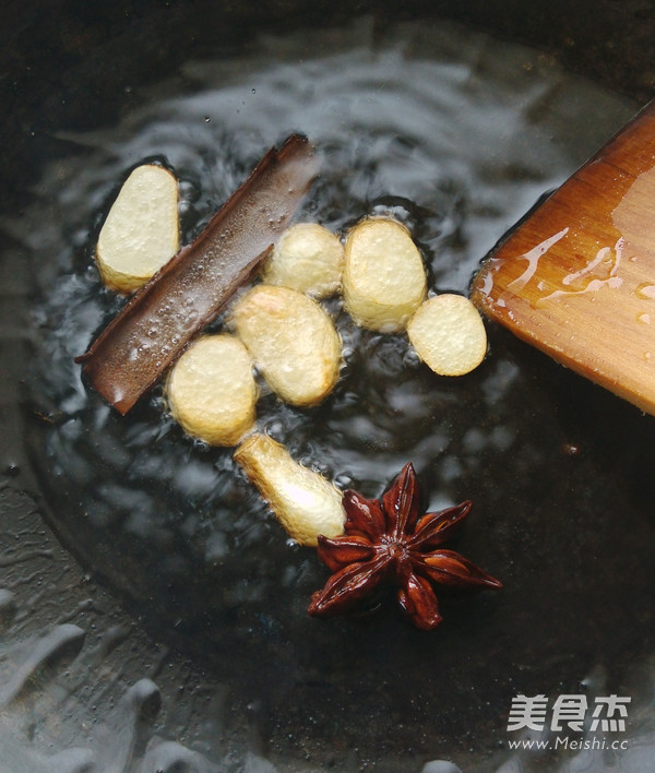 上海酱油鸭腿的家常做法