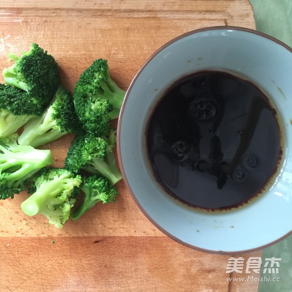 西红柿茄子煲仔饭的简单做法