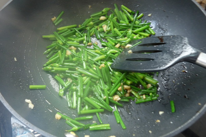 芙蓉虾仁韭菜花怎么煮