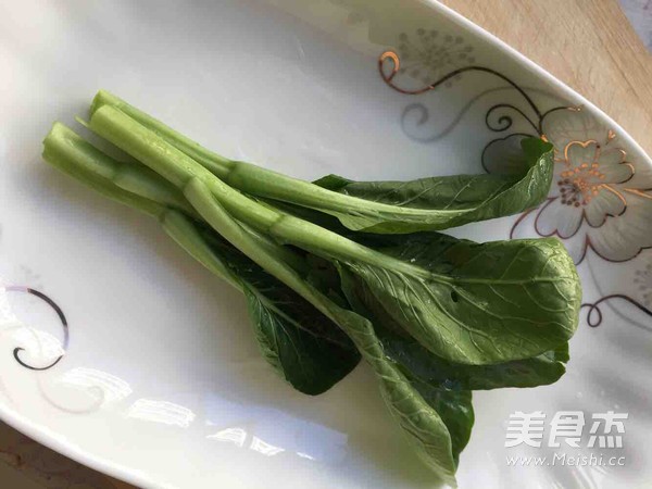 双味腊肠煲仔饭怎么炒