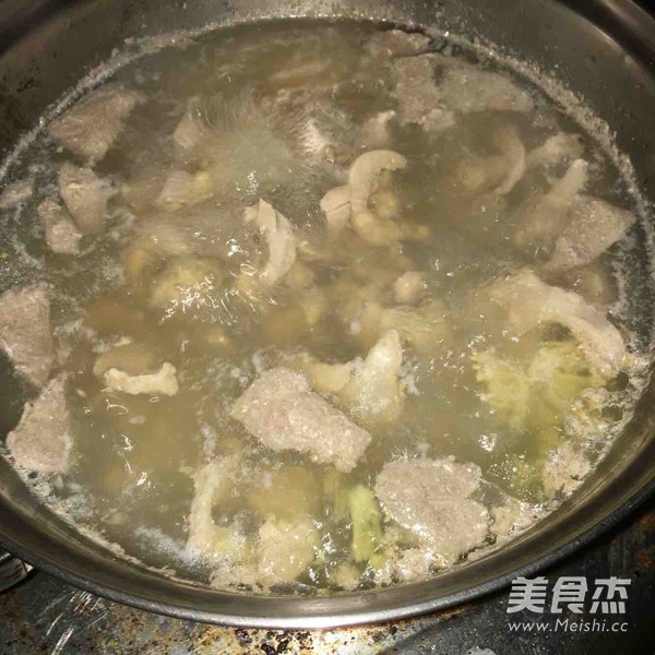 枸杞叶猪杂汤怎么做