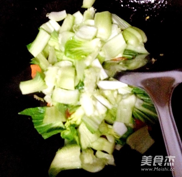 鸡蛋山药炒油菜怎么做