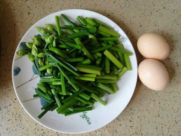 春韭菜花炒鸡蛋的做法大全