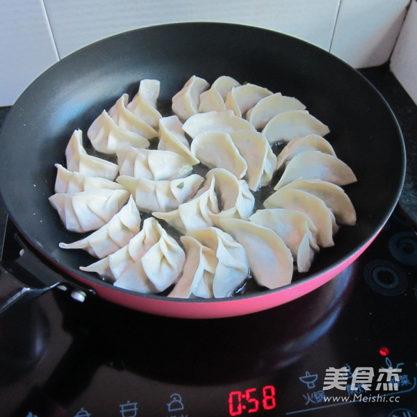 生煎水饺怎么煮