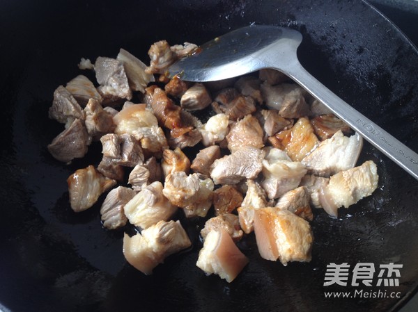 土豆烧肉怎么炒