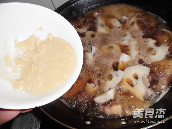 鲜藕烧肉怎样煸