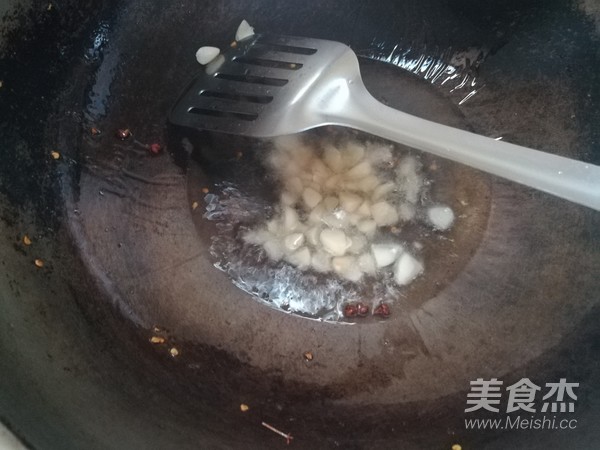 麻辣味宫保鸡丁怎么炒