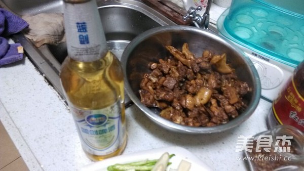 啤酒仔姜鸭子怎么吃