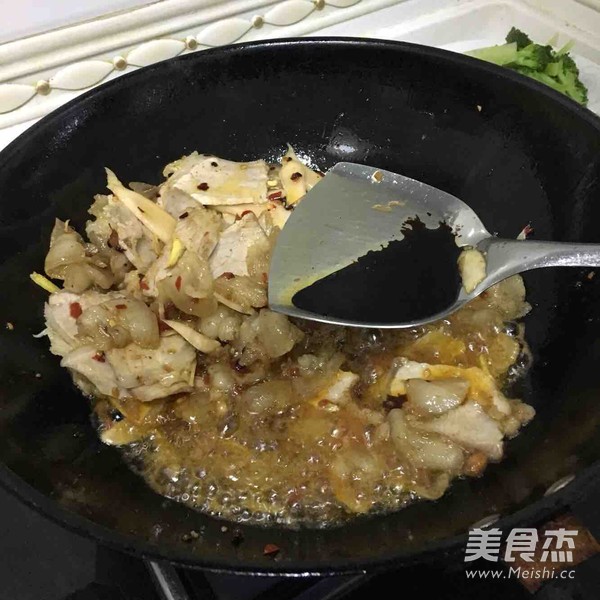 土豆莴笋回锅肉怎样煸